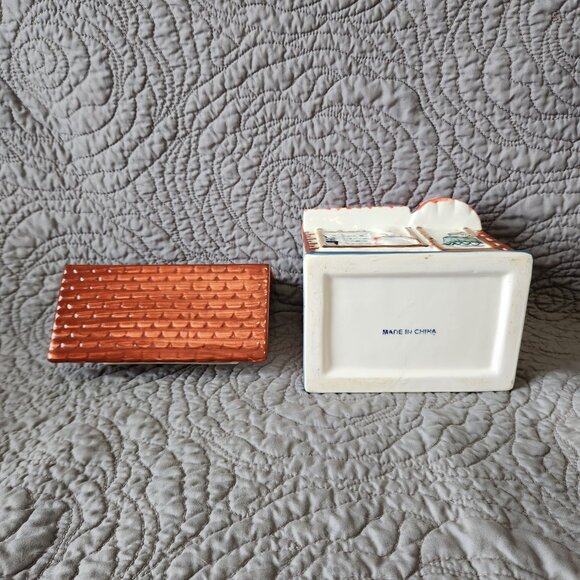 Vintage Mrs Field's House Cookie Jar - Picture 7 of 9